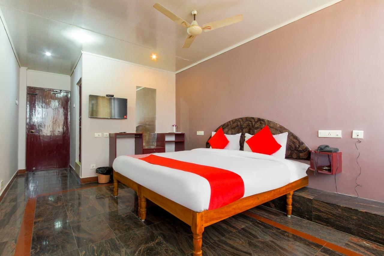 טנג'בור Oyo 45475 Annai Lodge מראה חיצוני תמונה